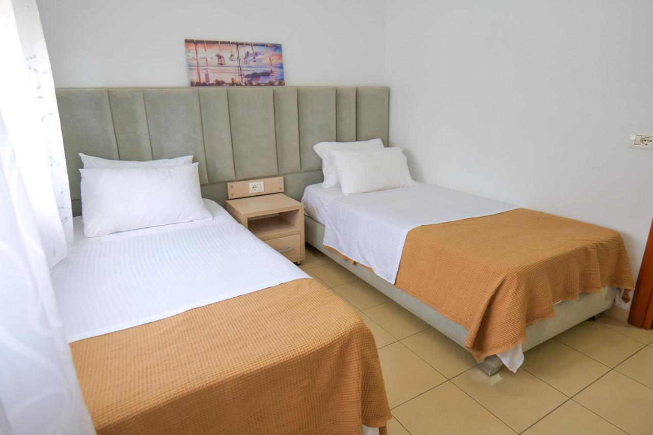 Villa Gjika Qeparo Bagian luar foto