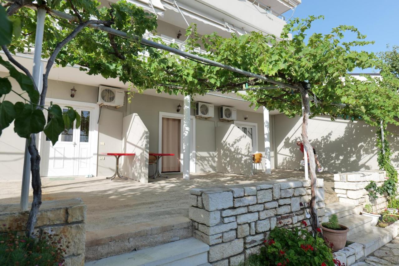 Villa Gjika Qeparo Bagian luar foto